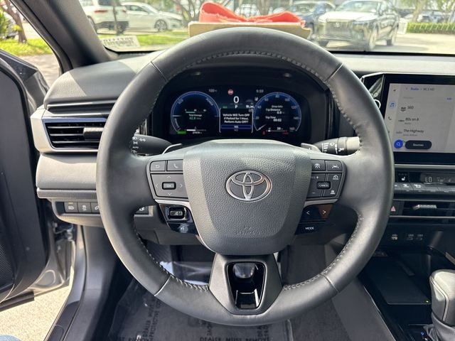 2025 Toyota Camry XSE - Photo 14