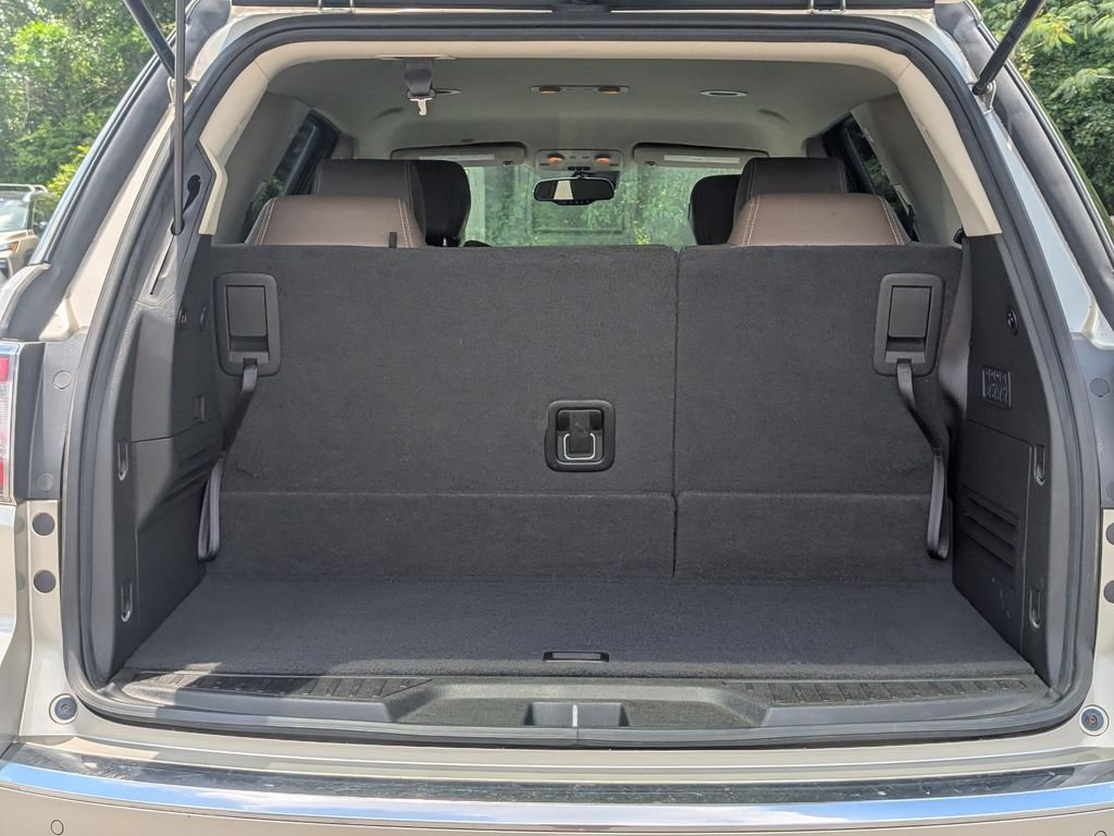 Used 2017 Silver GMC Limited image 9