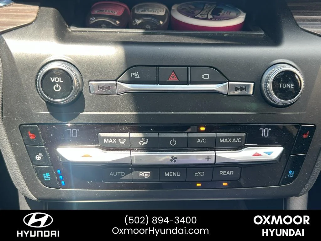 Used 2020 Star White Metallic Tri-Coat Ford Limited image 18