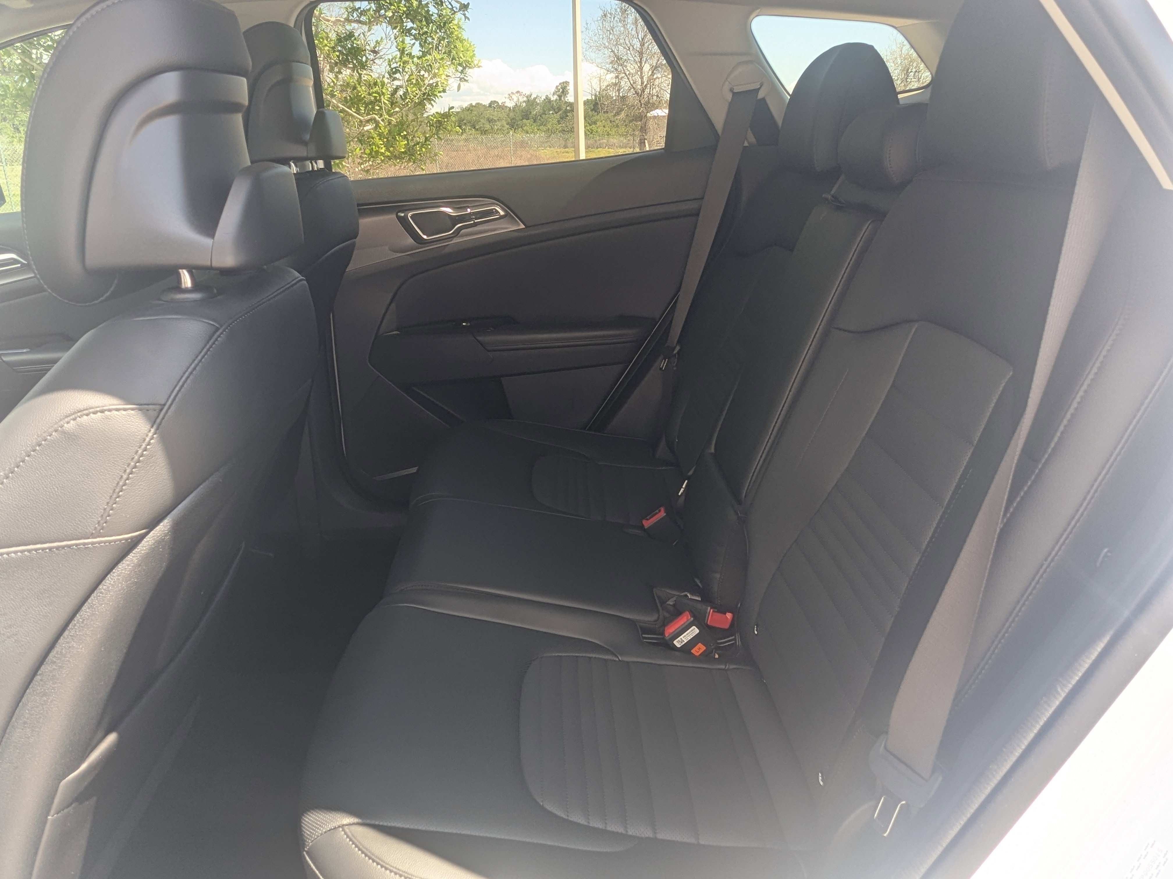 Certified Used 2023 Glacial White Pearl Kia SX-Prestige image 15