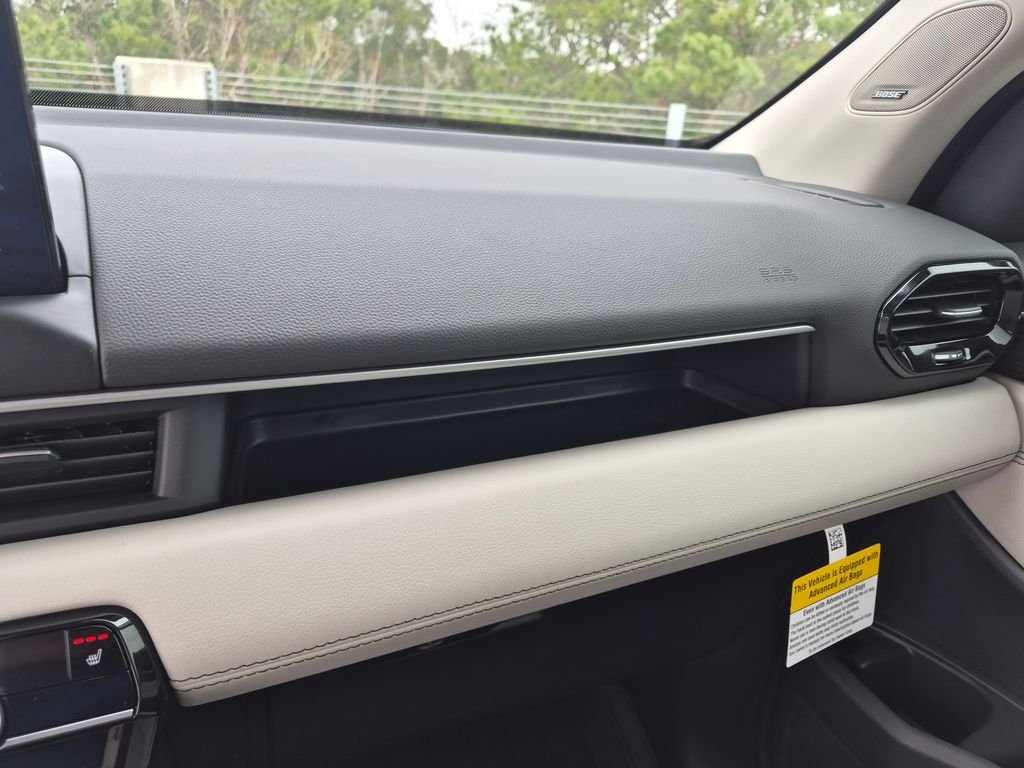 New 2026 Platinum White Pearl Honda Touring image 13