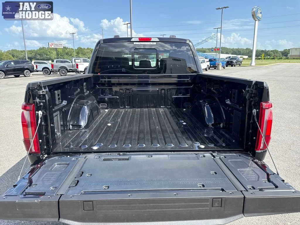 New 2026 Agate Black Metallic Ford Lariat® image 33