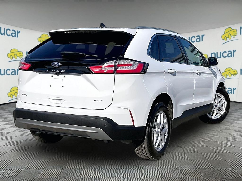 Used 2022 Oxford White Ford SEL image 6
