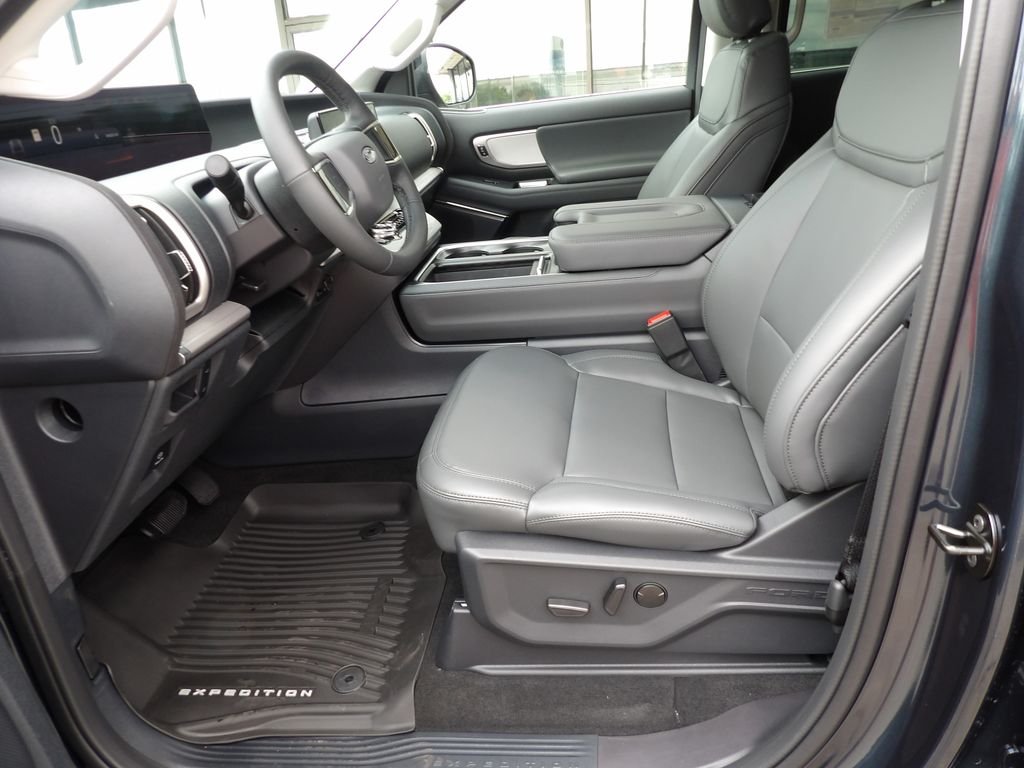 New 2026 Stone Blue Metallic Ford Active image 11