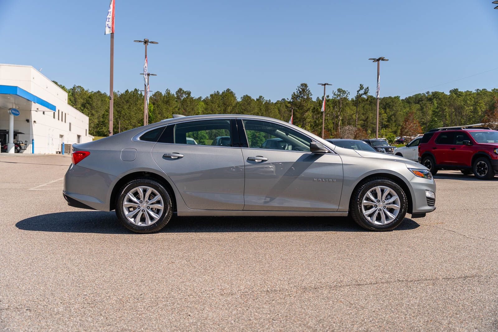 Used 2024 Gray Chevrolet LT image 8