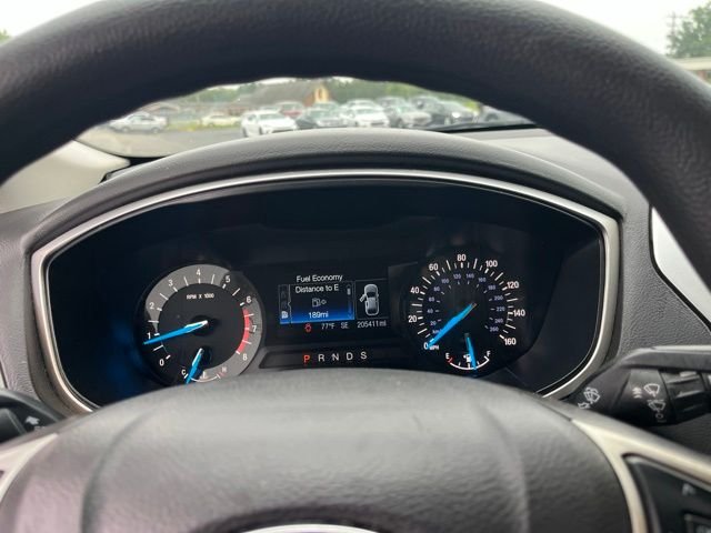 Used 2016 Black Ford SE image 19