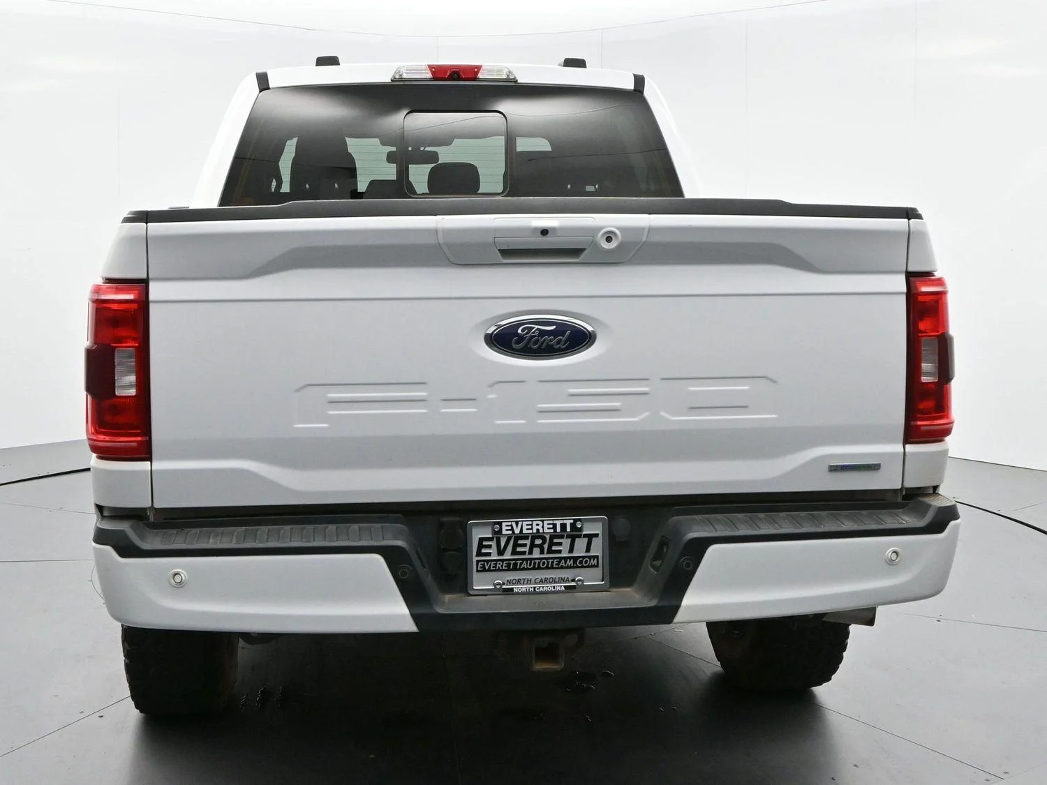 Used 2022 Oxford White Ford XL image 6