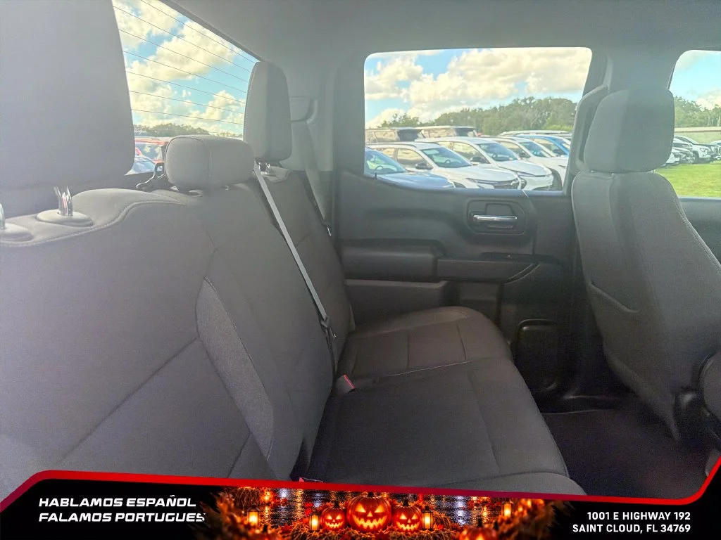 Used 2024 Summit White Chevrolet Custom image 27