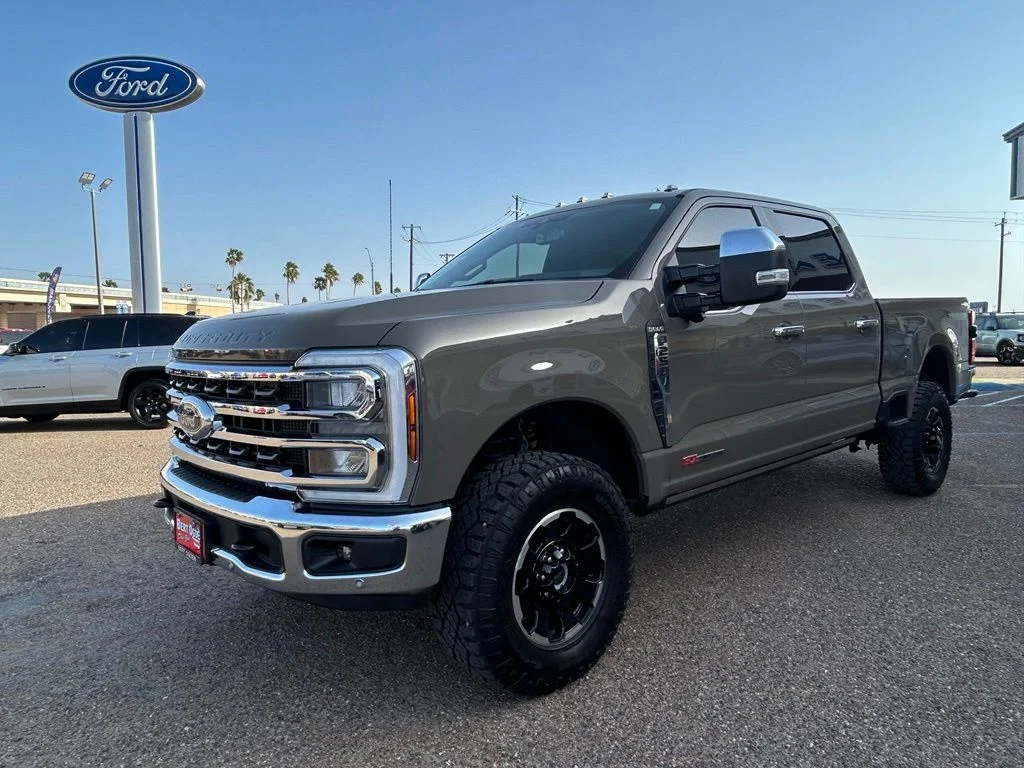 Used 2026 Gray Ford King Ranch image 3