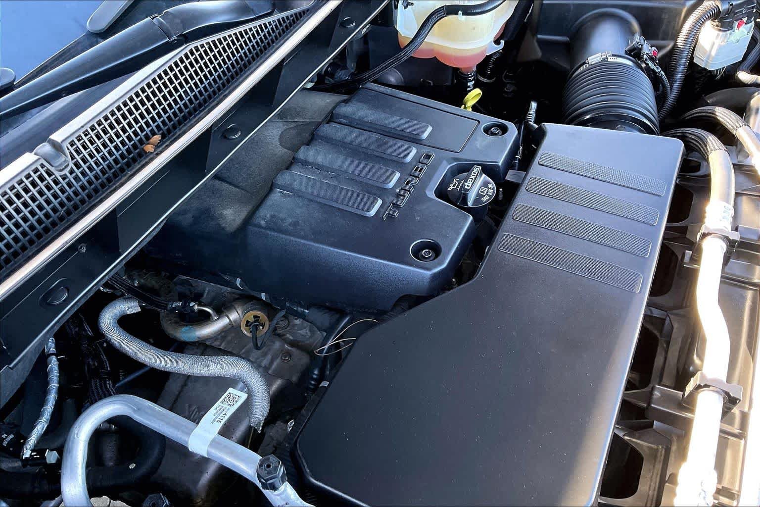 Used 2022 Satin Steel Metallic Chevrolet LT image 32