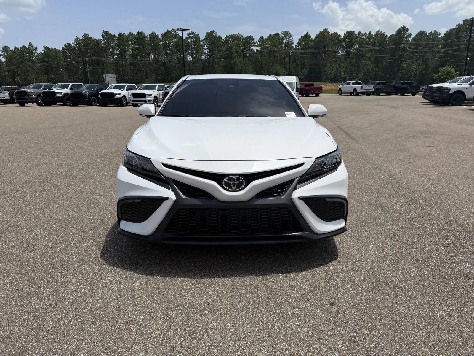 Used 2022 Super White Toyota SE image 2