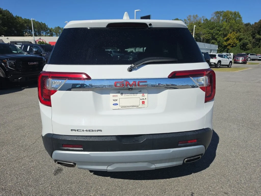 Used 2023 White GMC SLE image 6