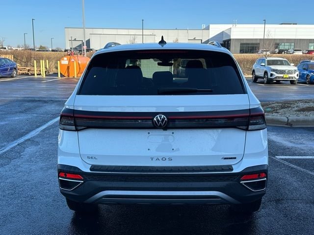 New 2026 Pure White Volkswagen 1.5T SEL image 5