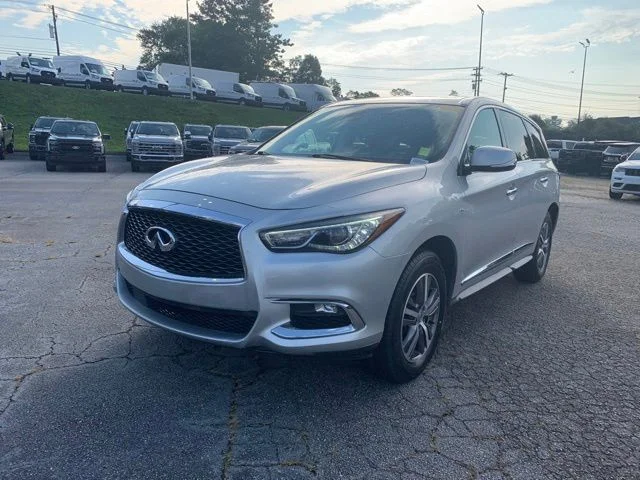 Used 2020 Silver INFINITI PURE image 4