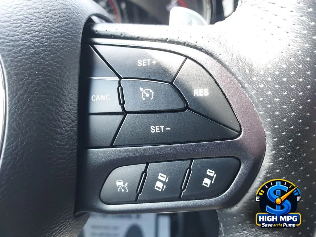 Used 2025 White/off-white Dodge R/T Plus image 22