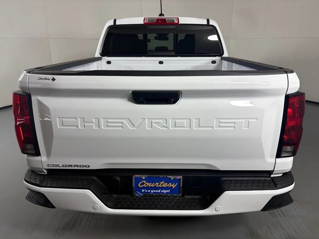 New 2026 Summit White Chevrolet LT image 8