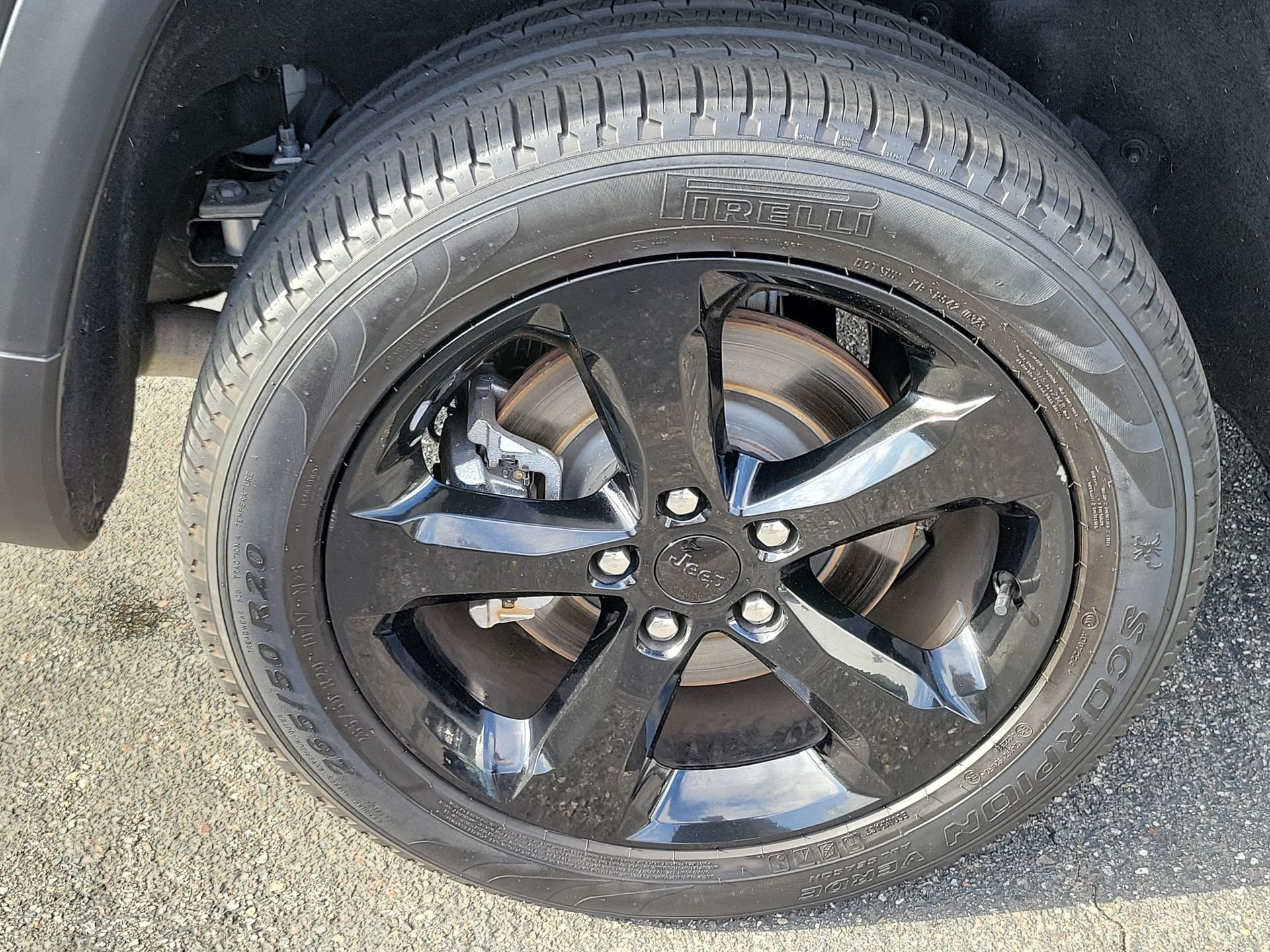 Certified Used 2023 Gray Jeep Limited image 19