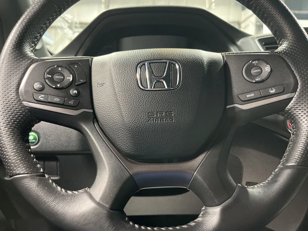 Certified Used 2023 Obsidian Blue Pearl Honda AWD EX-L image 17