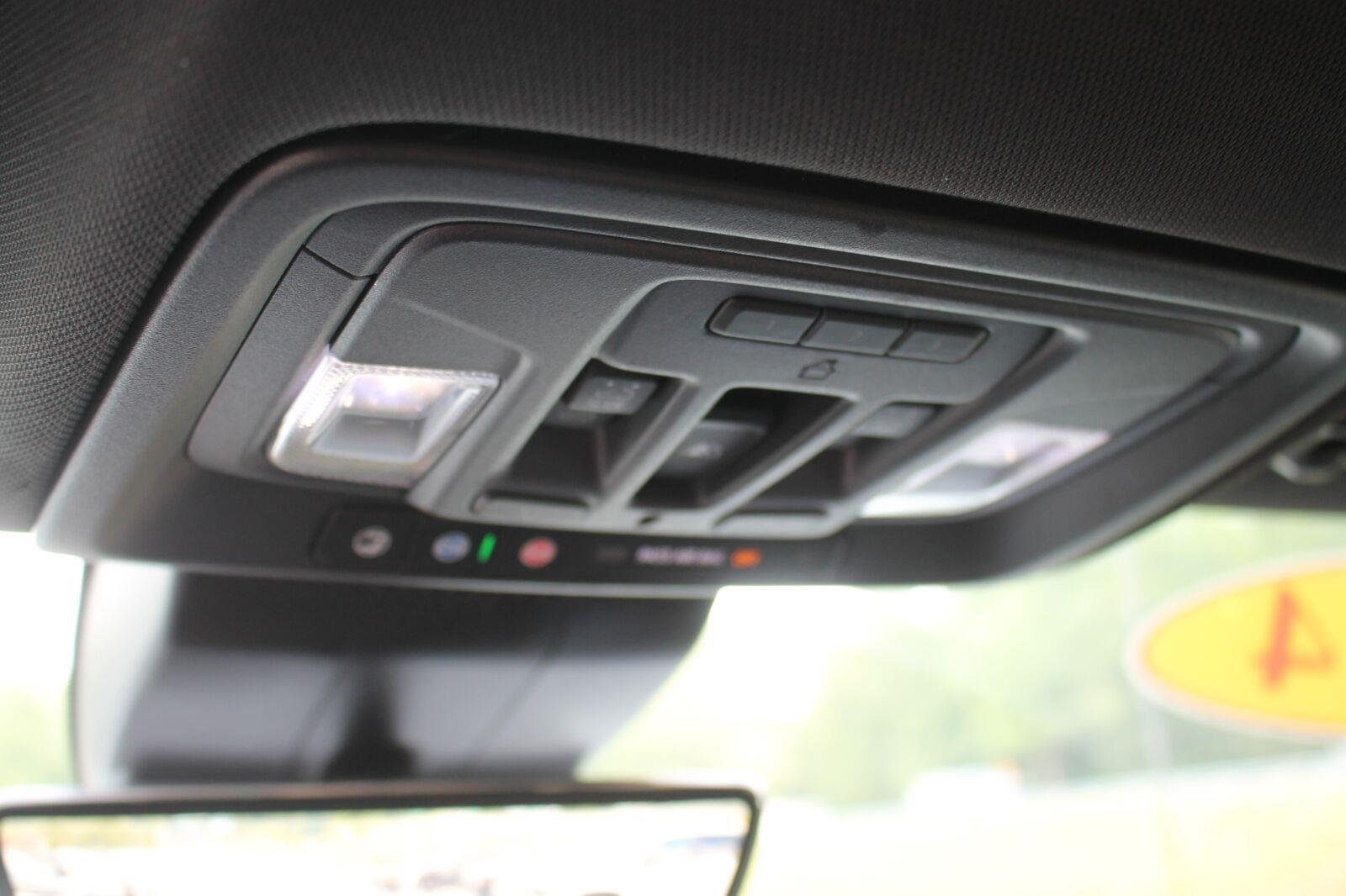 Used 2024 Summit White GMC AT4 image 21