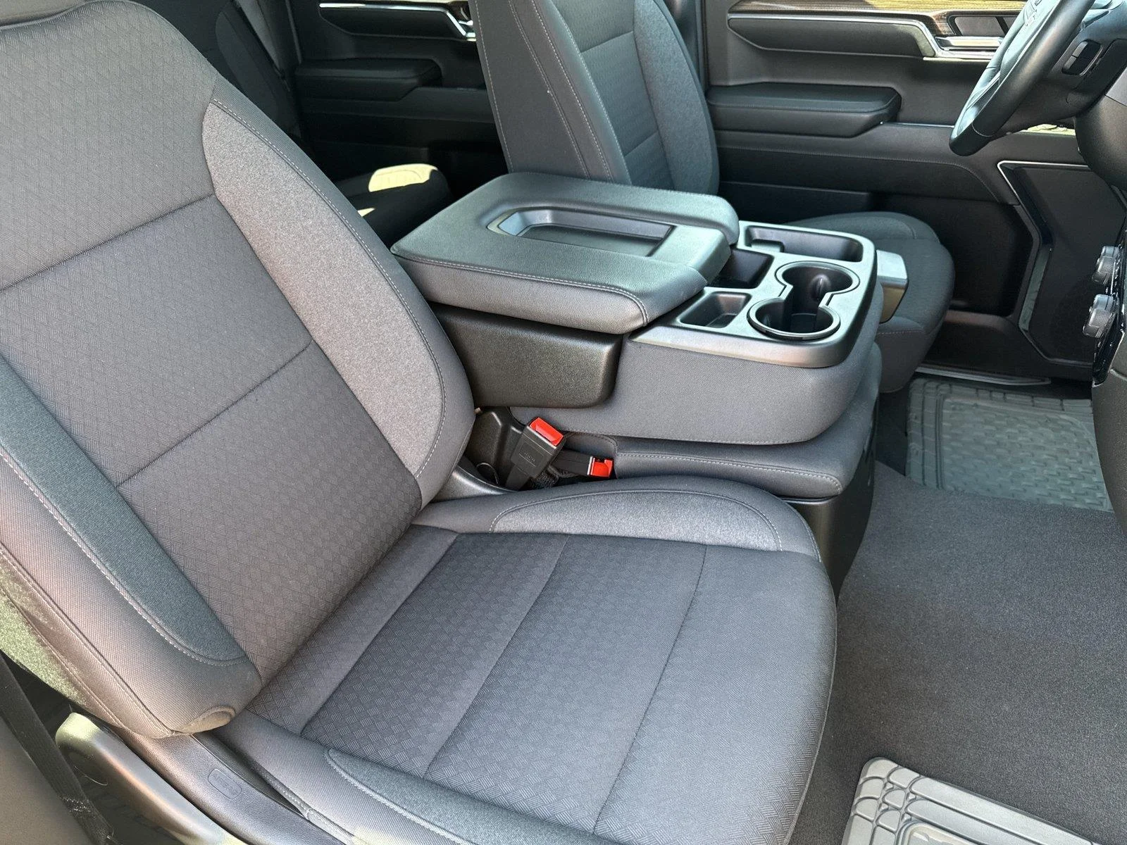Used 2024 Black Chevrolet LT (2FL) image 31