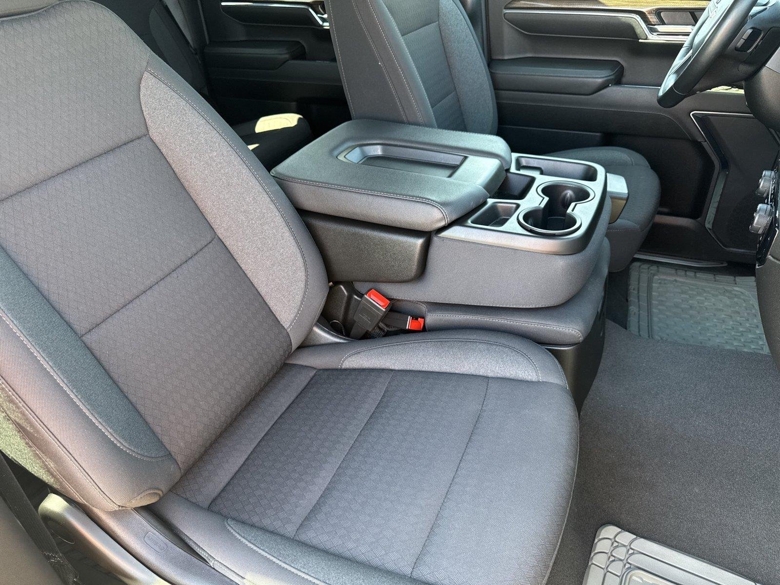 Used 2024 Black Chevrolet LT (2FL) image 31