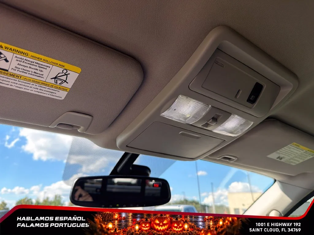 Used 2017  Nissan SV image 22