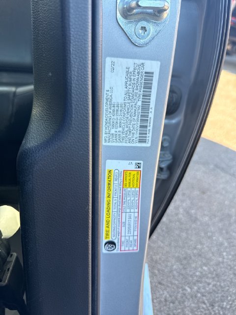 Used 2022 Silver Honda EX-L image 22