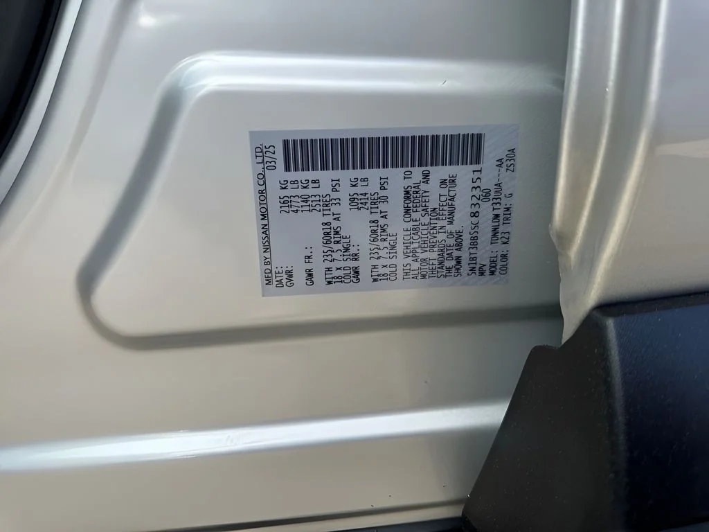 Used 2025 Silver Nissan SV image 33