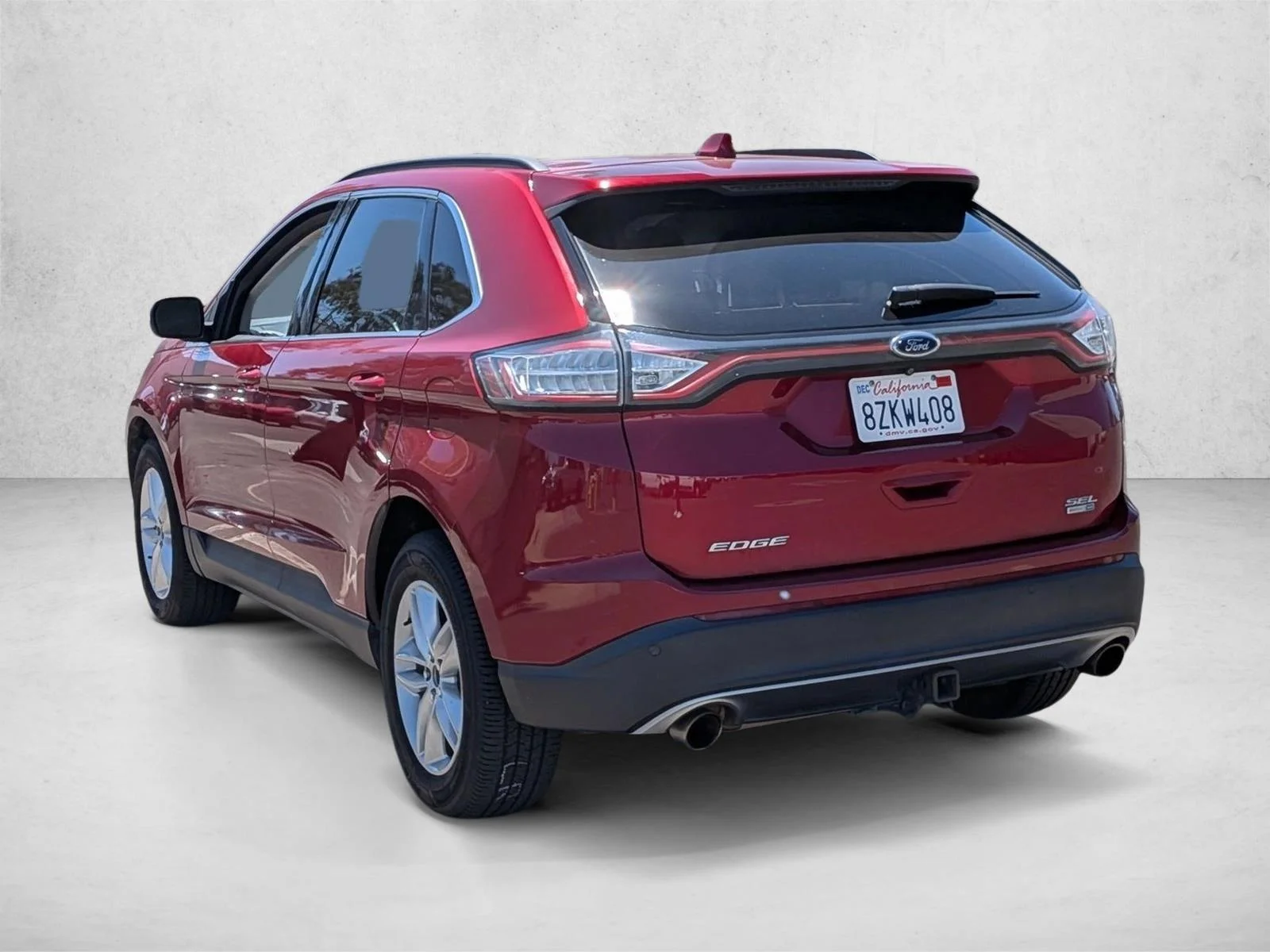 Used 2015 Ruby Red Metallic Tinted Clearcoat Ford SEL image 7