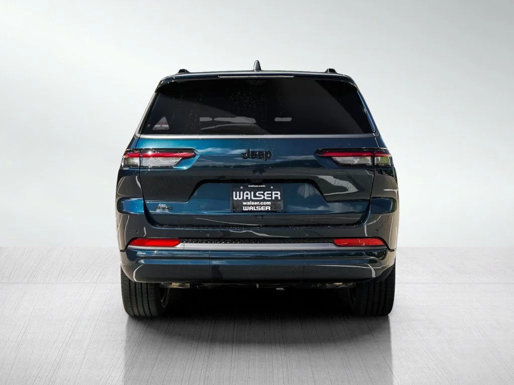 New 2026 Fathom Blue Pearlcoat Jeep Limited Reserve image 5