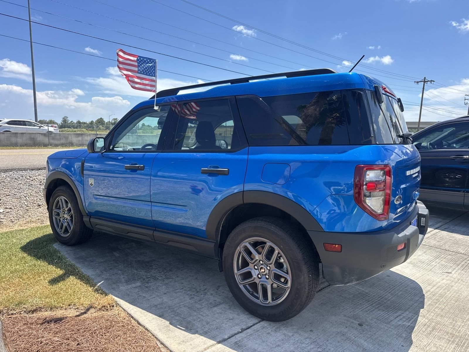 Used 2025 Blue Ford Big Bend image 7