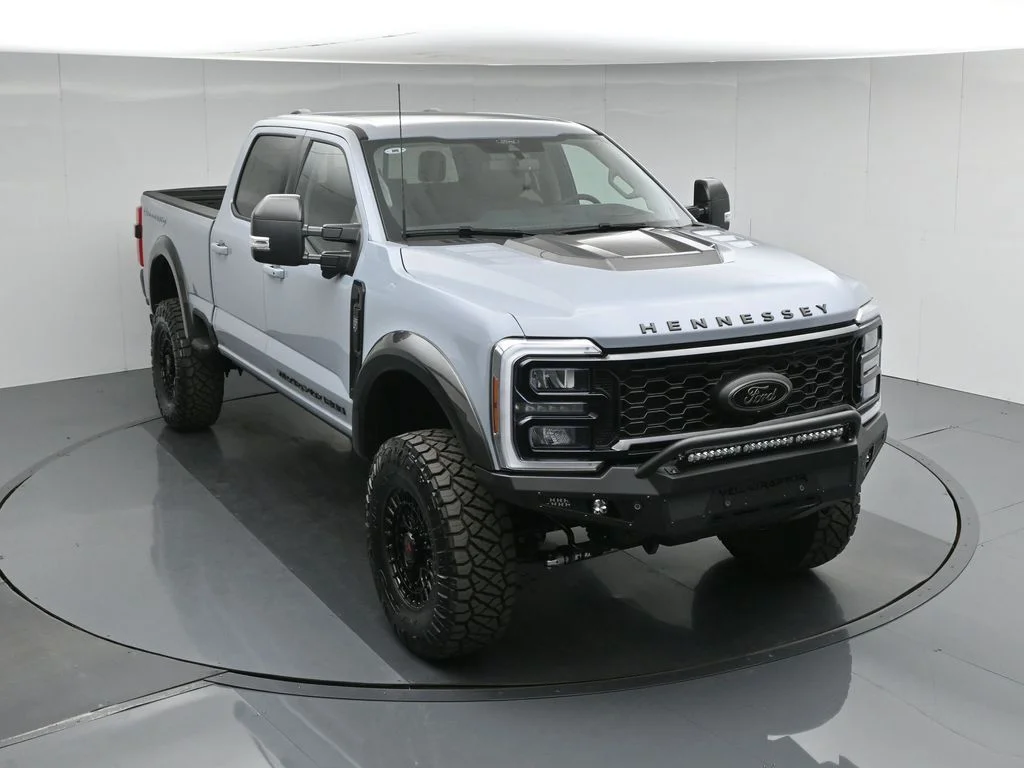 New 2026 Glacier Gray Metallic Tri-Coat Ford Lariat image 42