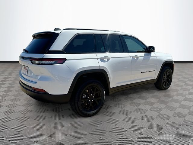 New 2026 White Jeep Altitude image 7