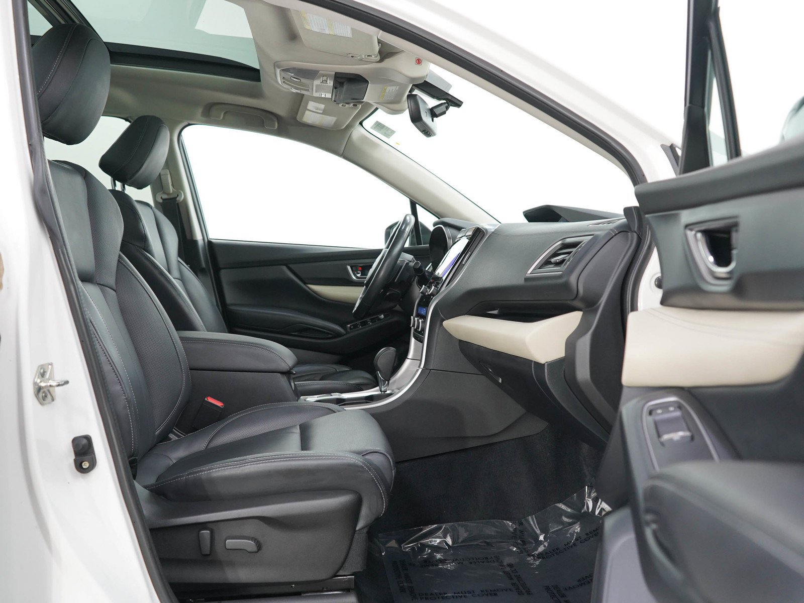 Used 2021 Crystal White Pearl Subaru Limited image 12