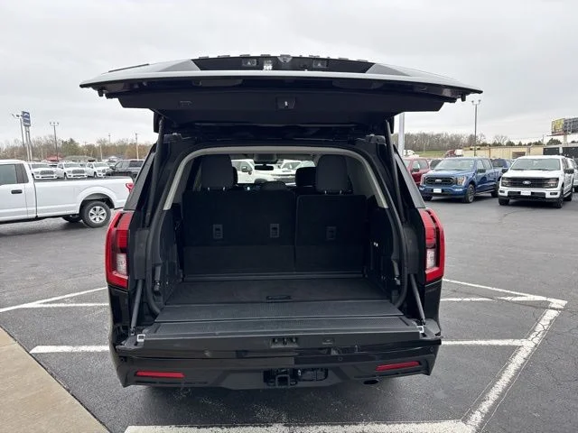 Used 2025 Black Ford Active image 33