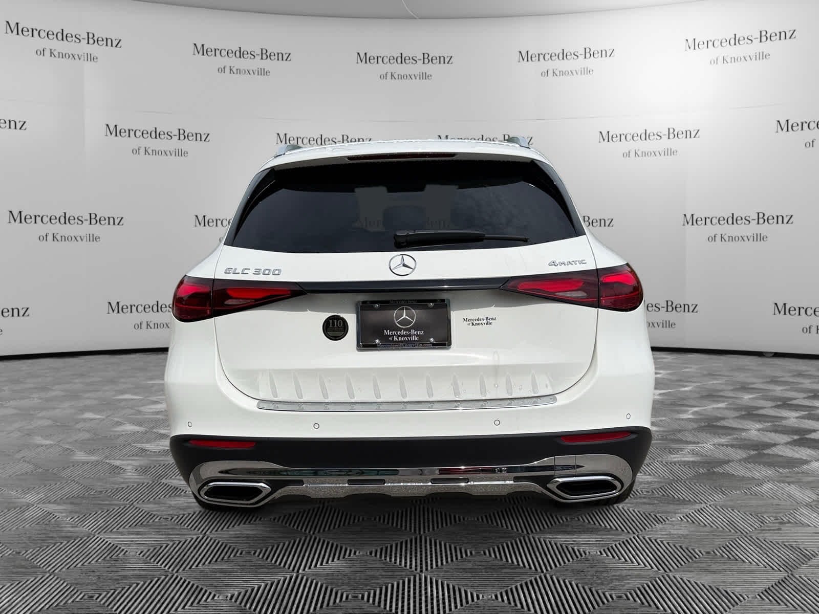 New 2026 Polar White Mercedes-Benz GLC 300 image 4