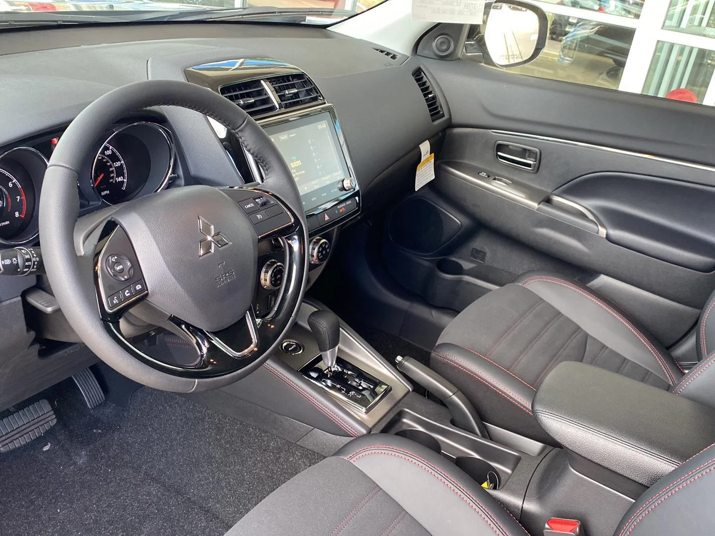 New 2027 Mercury Gray Metallic Mitsubishi 2.0 SE AWC image 12