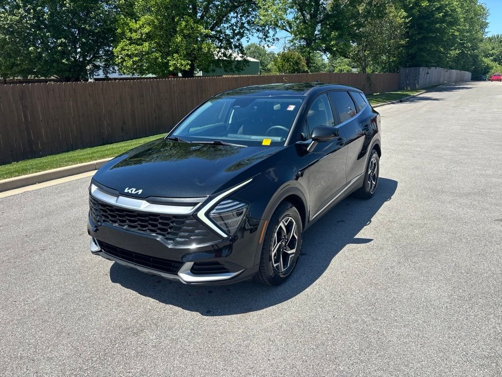 2025 Kia Sportage 2.5 LX AT's photo