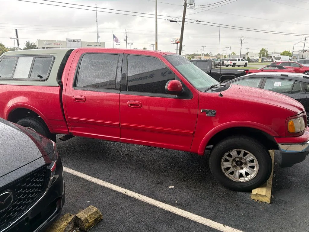 Used 2001  Ford XLT image 3