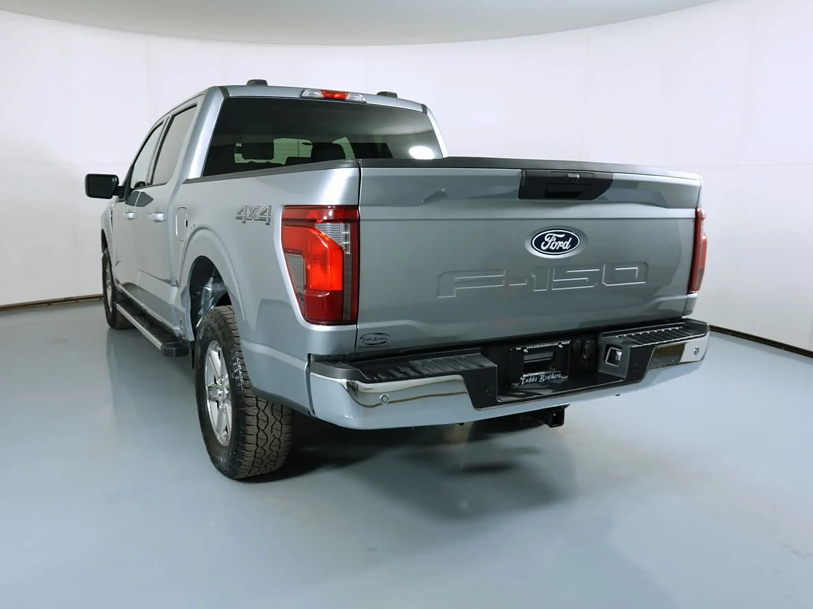 Used 2025 Iconic Silver Metallic Ford XLT image 5
