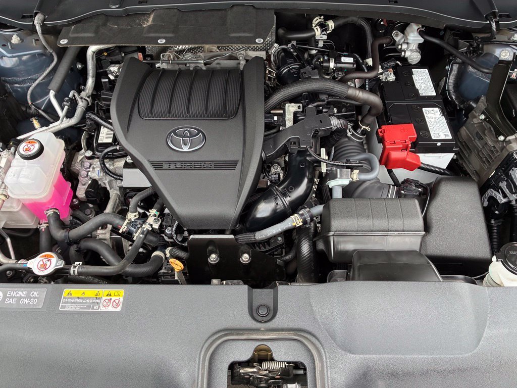 Used 2025 White Toyota Platinum image 38