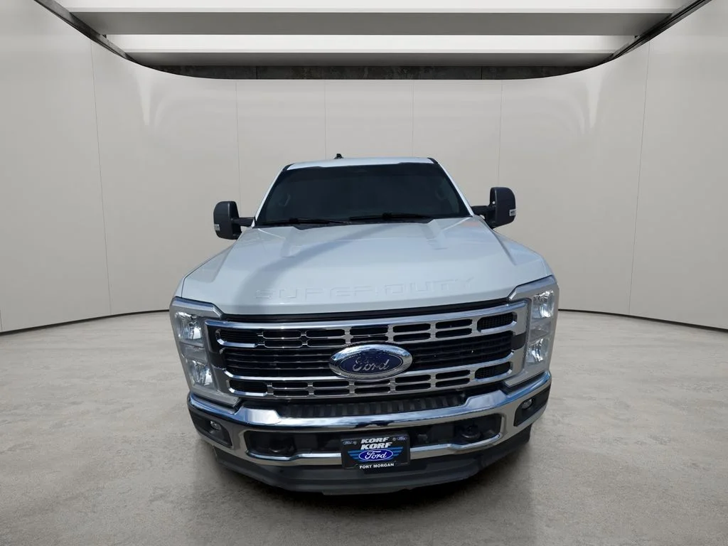 Used 2024 Oxford White Ford XLT image 2