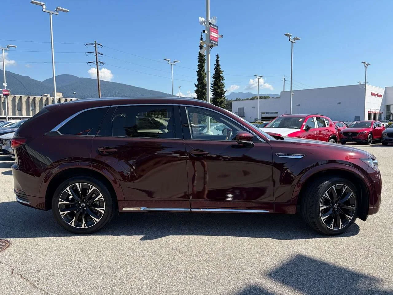 Used 2024 Artisan Red Metallic Mazda Signature image 6