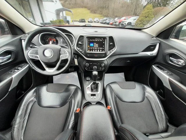 2017 Jeep Cherokee Trailhawk - Photo 49