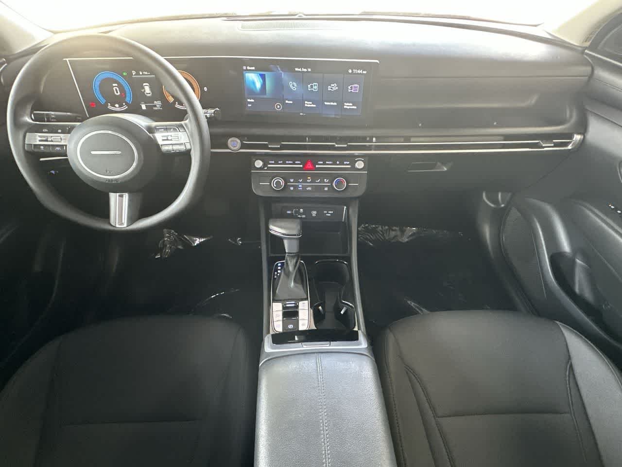 2025 Hyundai Tucson SE - Photo 24