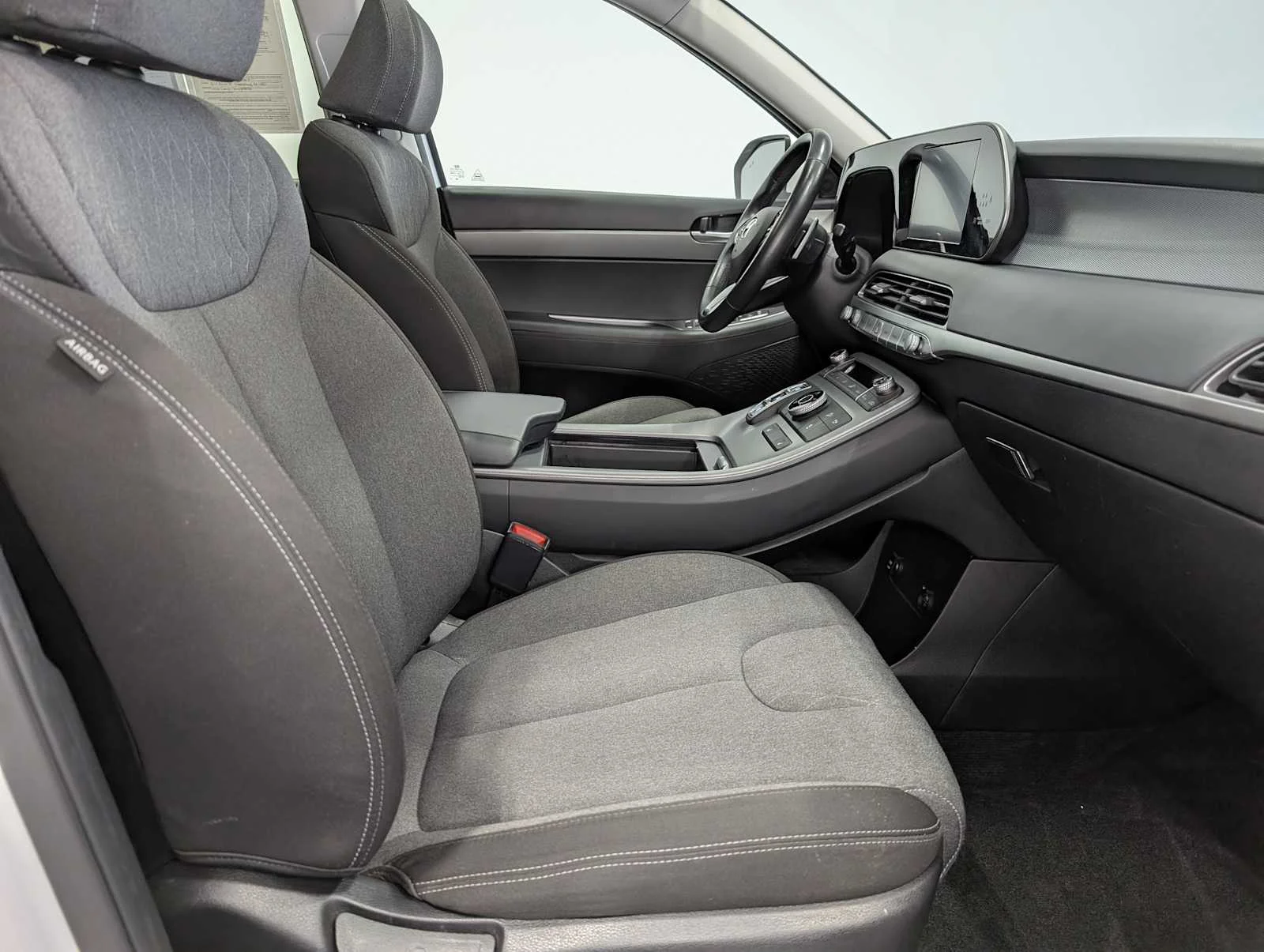 Used 2021 Hyper White Hyundai SEL image 40