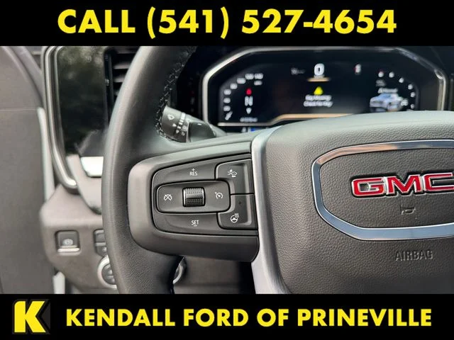 Used 2024 White GMC Elevation image 22