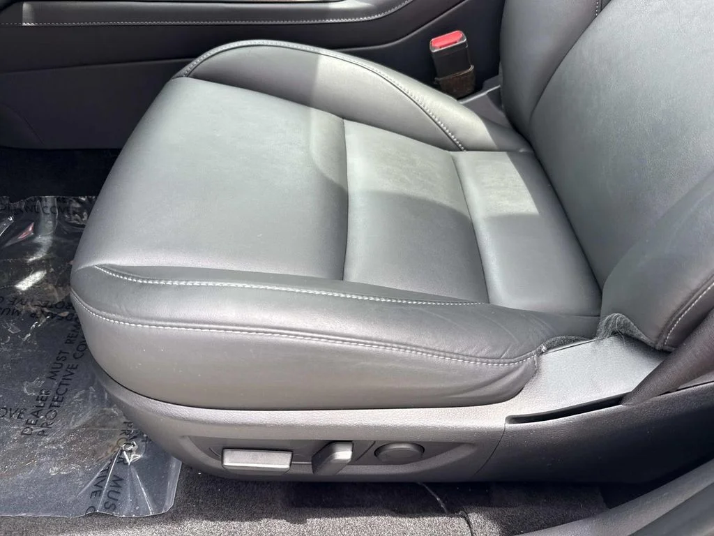 Certified Used 2024 White Mazda 2.5 S Preferred Package image 30