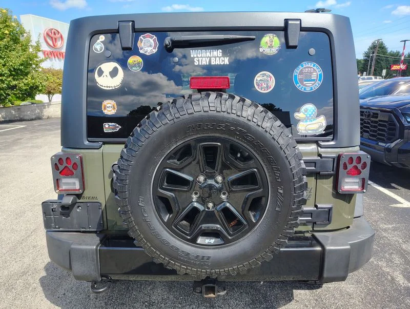 Used 2015 Green Jeep Unlimited Willys image 5