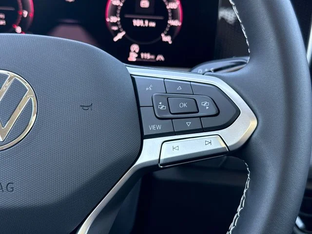 New 2026 Deep Black Pearl Volkswagen 2.0T SE image 37